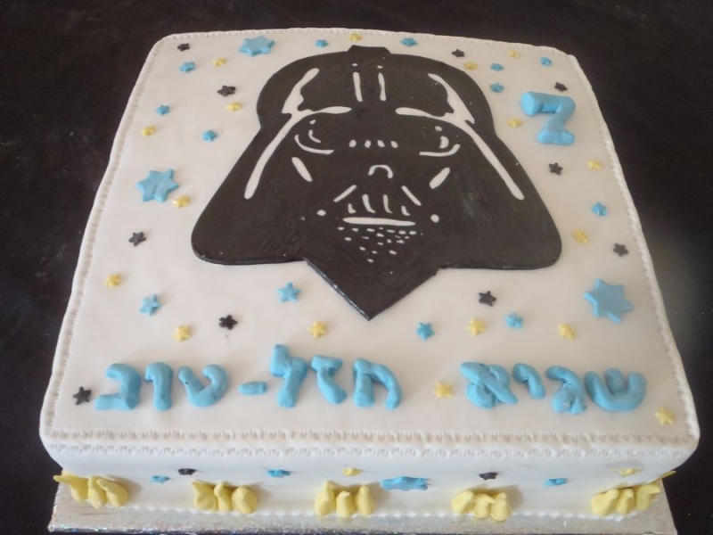 עוגה ליום הולדת דארט ווידר מ מלחמת הכוכבים