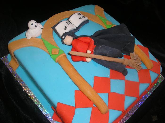 עוגה ליום הולדת לבנים הארי פוטר