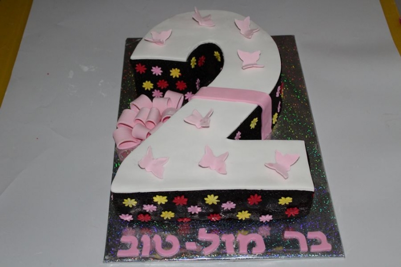 עוגה ליום הולדת מספר 2 כעוגה