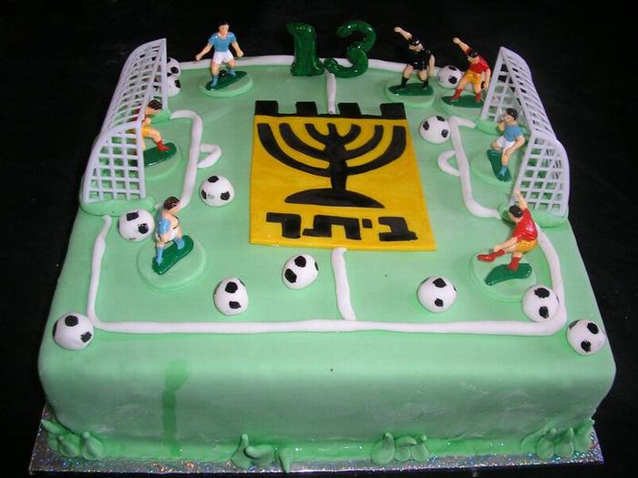 עוגת יום הולדת ביתר ירושליים שחקנים ושערים