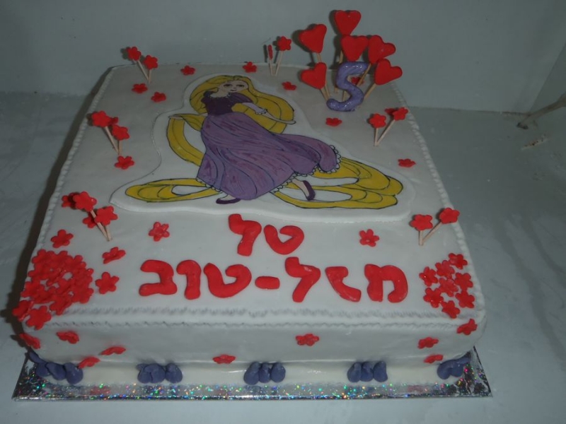 עוגת יום הולדת בנות רפונזל