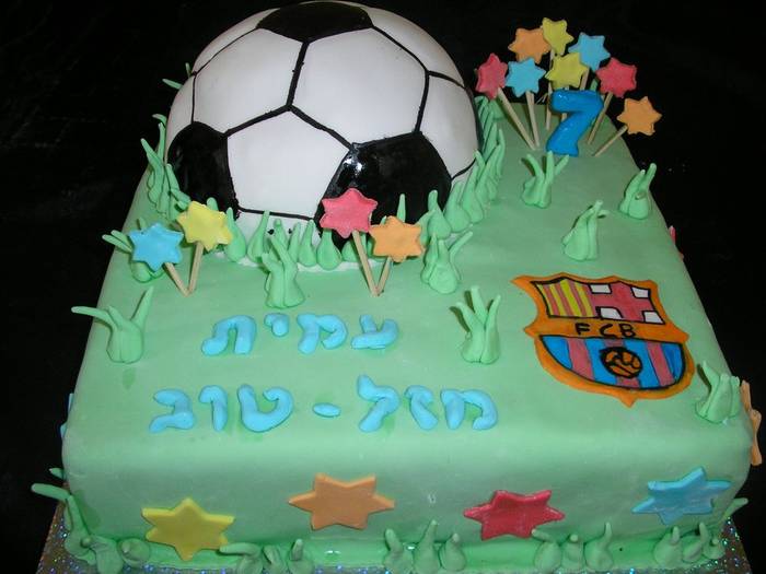 עוגת יום הולדת ברצלונה כדור כדורגל
