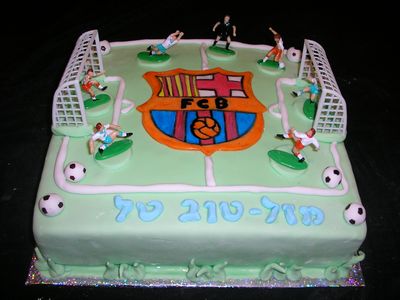 עוגת יום הולדת ברצלונה מגרש ושחקנים