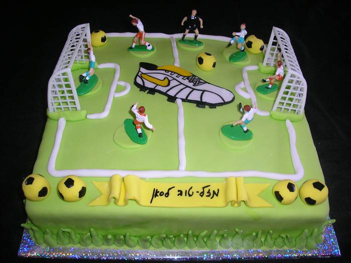 עוגת יום הולדת כדורגל נעל נייק צבעי ביתר ירושליים