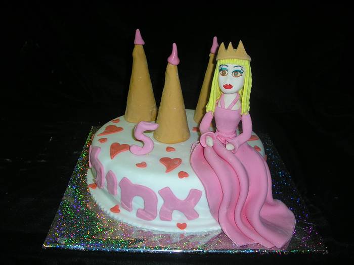 עוגת יום הולדת נסיכה בטירה