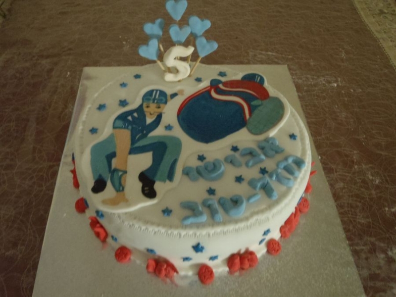 עוגת יום הולדת ספורטקוס נווה עצלנות לבנים